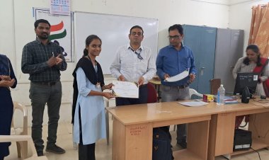 औद्योगिक प्रशिक्षण संस्था चांदवड येथील COPA व्यवसायामधील प्रशिक्षणार्थ्यांनी OJT अंतर्गत डिजिटल मार्केटिंग आणि ई-कॉमर्स या विषयाचे प्रशिक्षण