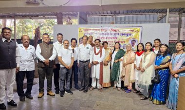 संविधान कराओके क्लब प्रस्तुत दिवाळी पहाट पाडव्यात सांगितिक मेजवानीत रसिक दंग