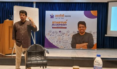 स्वजीवी महाराष्ट्र उपक्रमांतर्गत सुशील मुणगेकरांची  तरुण उद्योजकांसाठी प्रेरणादायी कार्यशाळा संपन्न