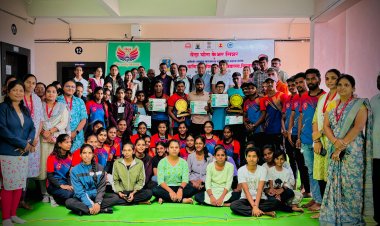सिन्नर  महाविद्यालयात 'आंतरराष्ट्रीय योग दिन' मोठ्या उत्साहात साजरा