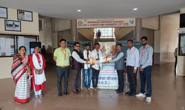 आषाढी वारीसाठी महाराजा सयाजीराव गायकवाड महाविद्यालयाच्या विद्यार्थ्यांचा गौरवपूर्ण सत्कार