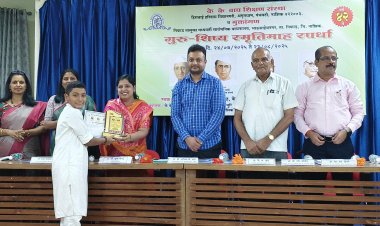स्वरांगण संगीत गुरुकुलाचा विद्यार्थी जिल्ह्यात प्रथम
