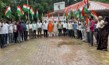 "हर घर तिरंगा" मोहिमेत शहीद भगतसिंग क्रांतीदल मंडळाचा तिरंगा ध्वज वाटप कार्यक्रम उत्साहात संपन्न