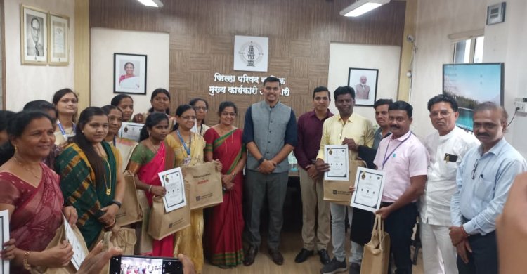 उपक्रमशील शिक्षकांचा जिल्हा परिषद नाशिक येथे सन्मान ..