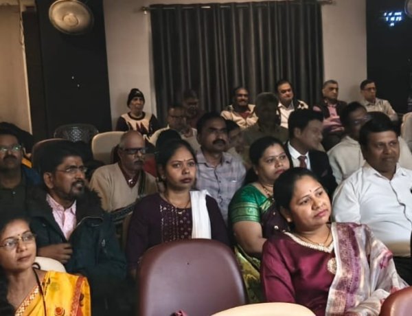 रायझिंग सिंगर्स  प्रस्तुत ' जो तुमको हो पसंद ' सांगितिक मेजवानीत रसिक दंग