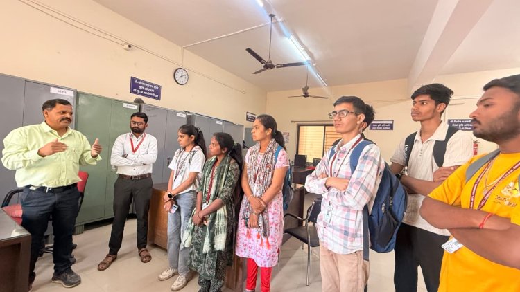 सिन्नर कृषी विभागाला विद्यार्थ्यांची शैक्षणिक भेट