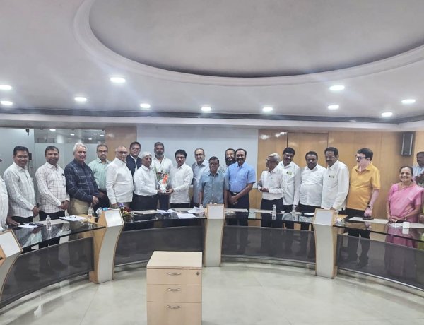 बिझनेस बँकेत संचालकपदी चार जणांची बिनविरोध निवड