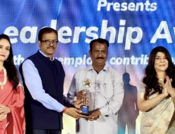 प्राचार्य डॉक्टर कृष्णा शहाणे यांना  इंदिरा युथ लीडरशिप अवॉर्ड प्रदान